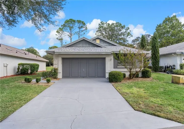 Single family home for sale at 27 S Masters Dr, Homosassa, FL 34446 | MLS# CC849780 | Listing updated on 2026-10-11