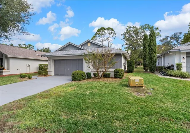 Photo 2 of Single family home for sale at 27 S Masters Dr, Homosassa, FL 34446 | MLS# CC849780 | Listing updated on 2026-10-11