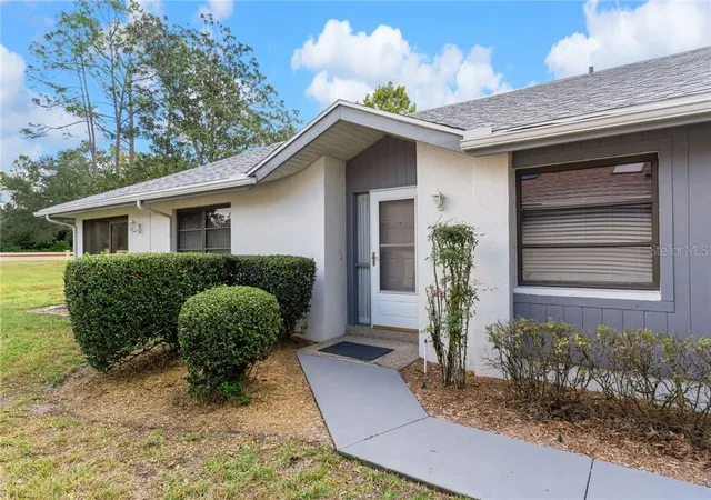 Photo 3 of Single family home for sale at 27 S Masters Dr, Homosassa, FL 34446 | MLS# CC849780 | Listing updated on 2026-10-11