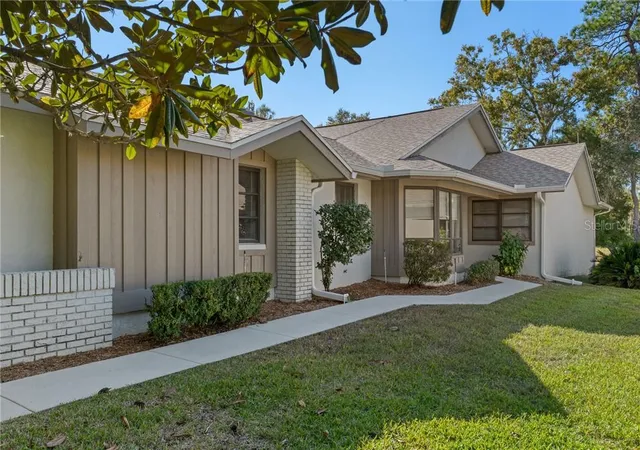 Photo 1 of Single family home for sale at 40 S Masters Dr, Homosassa, FL 34446 | MLS# CC849781 | Listing updated on 2026-10-11