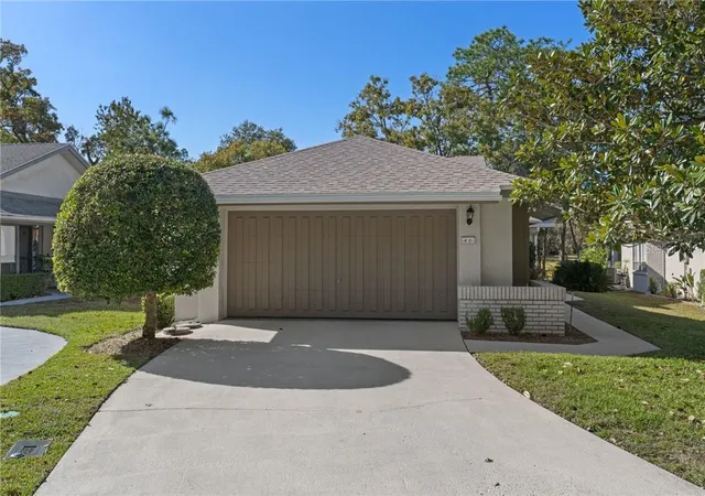 Photo 2 of Single family home for sale at 40 S Masters Dr, Homosassa, FL 34446 | MLS# CC849781 | Listing updated on 2026-10-11