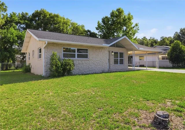 Photo 3 of Single family home for sale at 1163 Se 2nd Street, Crystal River, FL 34429 | MLS# CC855149 | Listing updated on 2026-10-10