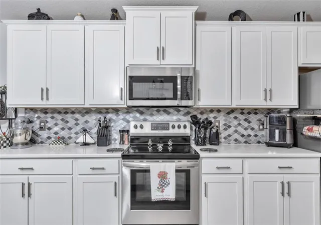 Photo 3 of Single family home for sale at 657 W Twisted Oaks Dr, Beverly Hills, FL 34465 | MLS# CC855490 | Listing updated on 2026-10-08