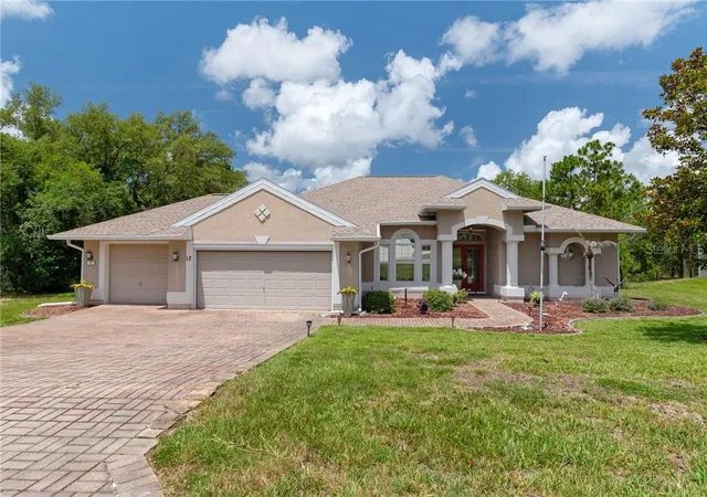 Single family home for sale at 12 Hackberry Dr, Homosassa, FL 34446 | MLS# CC855809