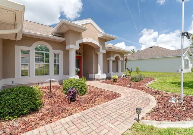 Photo 4 of Single family home for sale at 12 Hackberry Dr, Homosassa, FL 34446 | MLS# CC855809 | Listing updated on 2026-10-10