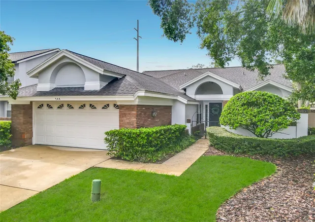 Photo 1 of Single family home for sale at 744 Barrington Cir, Winter Springs, FL 32708 | MLS# O6439470 | Listing updated on 2026-09-06