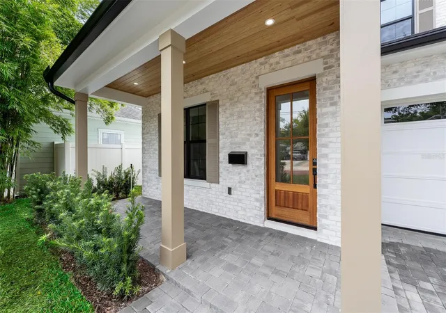 Photo 3 of Single family home for sale at 10 W Harvard St, Orlando, FL 32804 | MLS# O6439472 | Listing updated on 2026-10-07