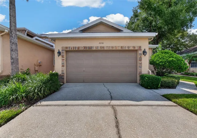 Listing Photo 4 - Condo for sale in building located at 2201 Preservation Dr, PLANT CITY, FL 33566 - Unit #0