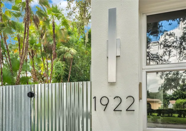 Photo 3 of Single family home for sale at 1922 Hammerlin Ave, Winter Park, FL 32789 | MLS# O6439477 | Listing updated on 2026-09-06