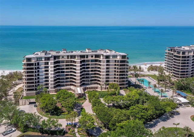 Photo 2 of Condo for sale at 415 L Ambiance Dr #D306, Longboat Key, FL 34228 | MLS# A4705192 | Listing updated on 2026-09-23