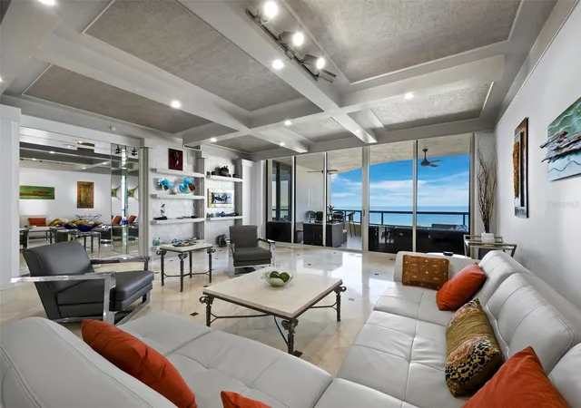 Listing Photo 5 - Condo for sale in building located at 415 L Ambiance Dr, Longboat Key, FL 34228 - Unit #D306