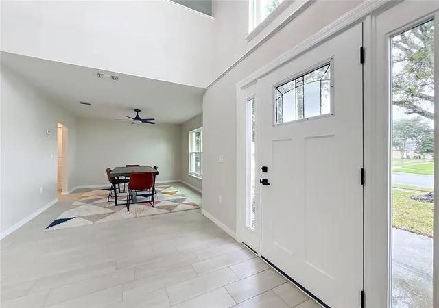 Photo 3 of Single family home for sale at 5039 Oak Tours Dr, Orlando, FL 32839 | MLS# TB8545945 | Listing updated on 2026-09-16