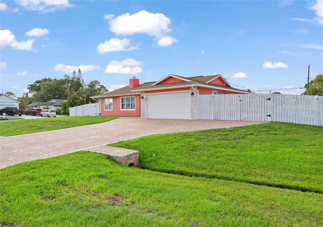 Photo 1 of Single family home for sale at 402 SW Seaflower Ter, Port Saint Lucie, FL 34984 | MLS# K4903761 | Listing updated on 2026-09-15