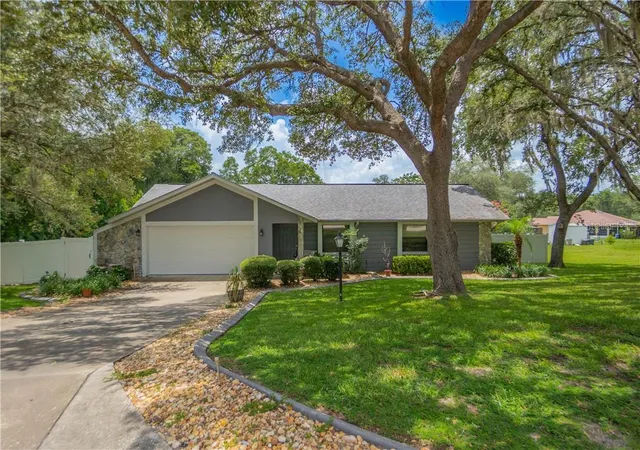Photo 1 of Single family home for sale at 7112 N Croton Point, Hernando, FL 34442 | MLS# CC856341 | Listing updated on 2026-10-08