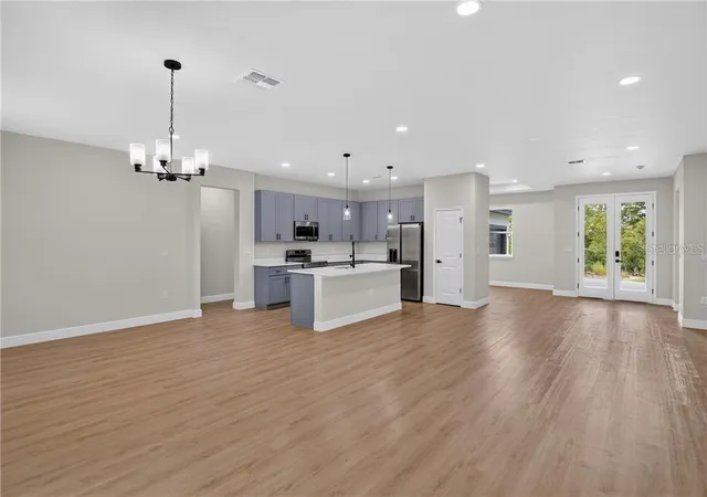 Photo 4 of Single family home for sale at 4 Lone Pine St, Homosassa, FL 34446 | MLS# CC856423 | Listing updated on 2026-10-11