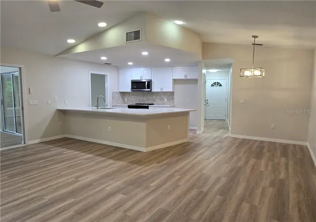Photo 3 of Single family home for sale at 371 N Kinglet Ave, Hernando, FL 34442 | MLS# CC856463 | Listing updated on 2026-10-08