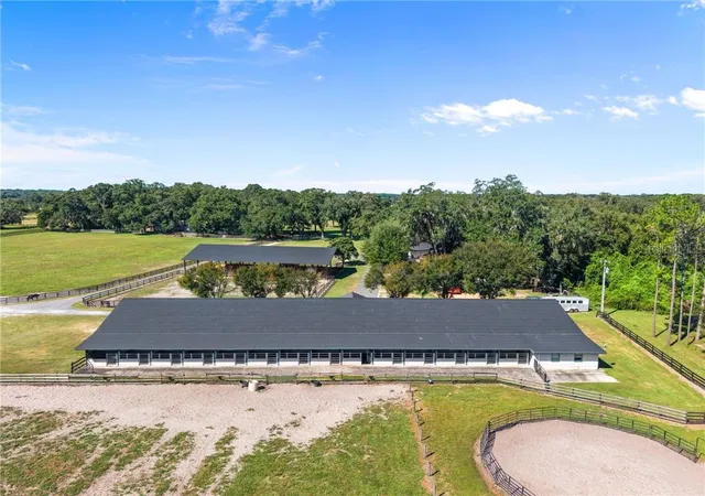 Photo 2 of Single family home for sale at 17454 S Highway 475, Summerfield, FL 34491 | MLS# CC857662 | Listing updated on 2026-10-08