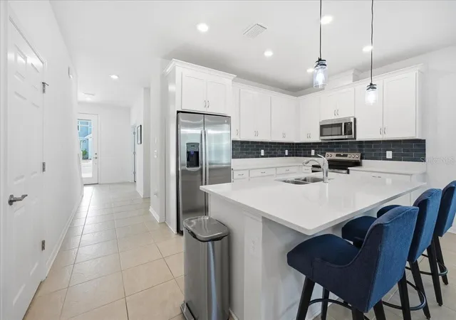 Photo 3 of Townhouse for sale at 1872 Stern Ln, Sarasota, FL 34240 | MLS# A4705197 | Listing updated on 2026-09-27