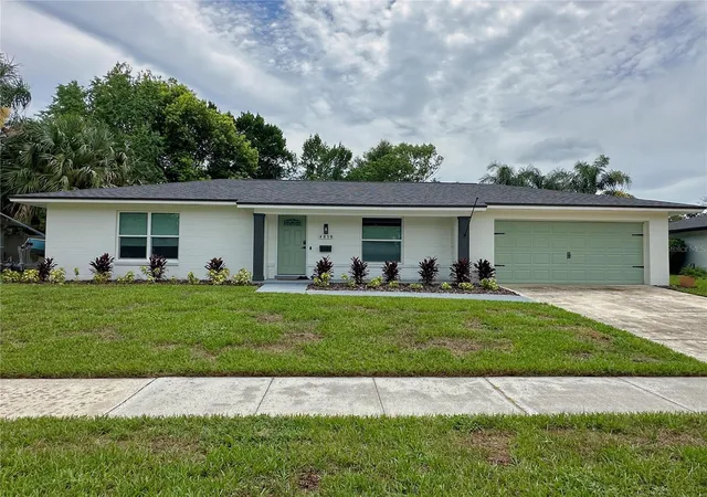Photo 2 of Single family home for sale at 4858 Brenda Dr, Orlando, FL 32812 | MLS# O6439491 | Listing updated on 2026-09-16