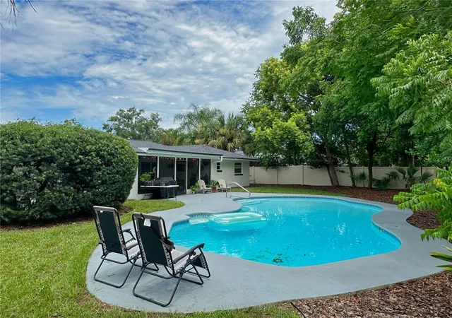 Photo 2 of Single family home for sale at 4858 Brenda Dr, Orlando, FL 32812 | MLS# O6439491 | Listing updated on 2026-09-25