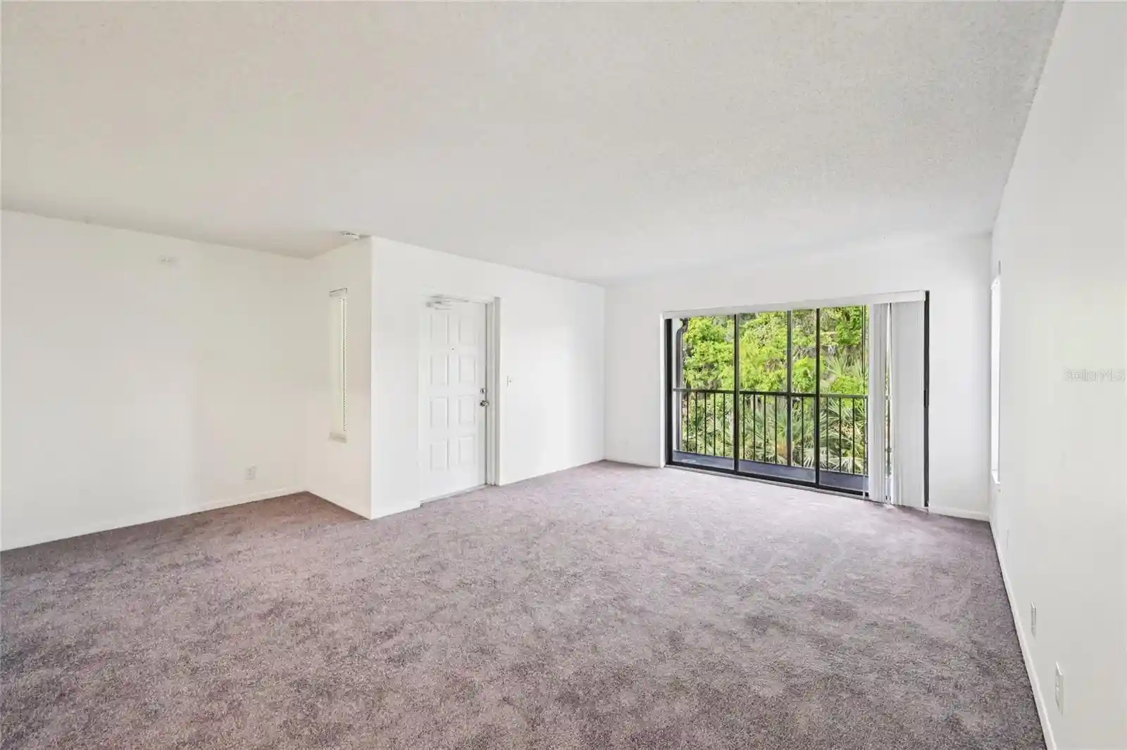 Listing Photo 2 - Condo for sale in 1575 Sw Silver Pine Wy located at 1575 Sw Silver Pine Wy, Palm City, FL 34990 - Unit #F2