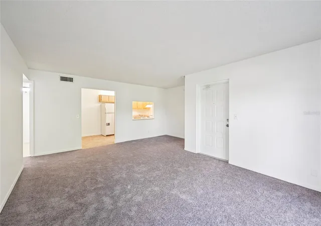 Listing Photo 5 - Condo for sale in building located at 1575 Sw Silver Pine Wy, Palm City, FL 34990 - Unit #F2