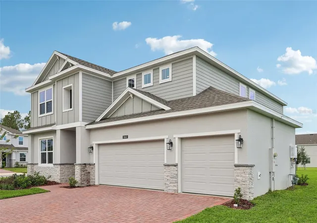Photo 2 of Single family home for sale at 5860 Sierra Crown St, Mount Dora, FL 32757 | MLS# O6439506 | Listing updated on 2026-09-07