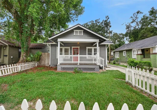 Photo 1 of Single family home for sale at 1627 E Concord St, Orlando, FL 32803 | MLS# O6439512 | Listing updated on 2026-10-07