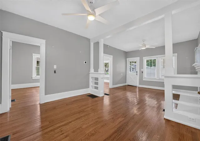 Photo 3 of Single family home for sale at 1627 E Concord St, Orlando, FL 32803 | MLS# O6439512 | Listing updated on 2026-10-07
