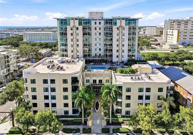Photo 1 of Condo for sale at 400 4th Avenue S #508, Saint Petersburg, FL 33701 | MLS# TB8545965 | Listing updated on 2026-09-15
