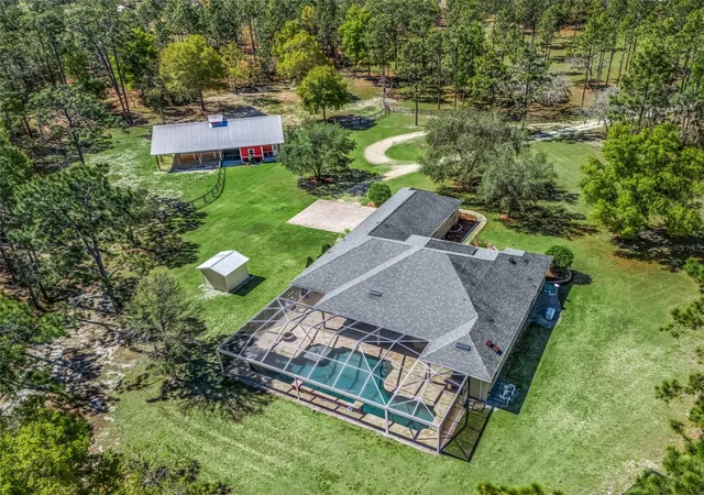 Single family home for sale at 11370 SE 12th Lane, MORRISTON, FL 32668 | MLS# OM731786