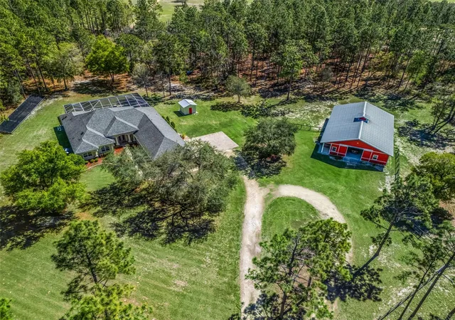 Photo 1 of Single family home for sale at 11370 SE 12th Lane, Morriston, FL 32668 | MLS# OM731786 | Listing updated on 2026-09-06
