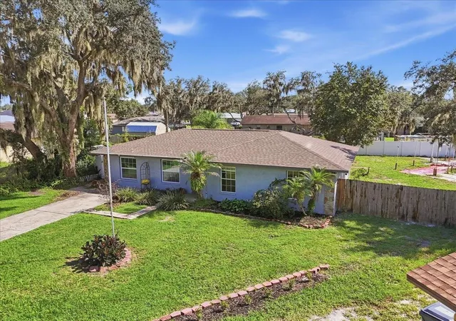 Photo 2 of Single family home for sale at 3607 Deborah Dr, Lakeland, FL 33810 | MLS# L4964859 | Listing updated on 2026-09-18