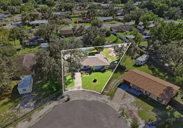 Photo 4 of Single family home for sale at 3607 Deborah Dr, Lakeland, FL 33810 | MLS# L4964859 | Listing updated on 2026-09-18