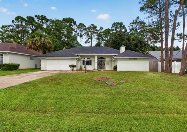 Photo 3 of Single family home for sale at 110 Wellington Dr, Palm Coast, FL 32164 | MLS# GC543289 | Listing updated on 2026-09-06