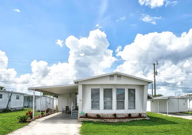 Photo 1 of Manufactured home for sale at 716 50th Avenue W, Bradenton, FL 34207 | MLS# A4705209 | Listing updated on 2026-09-07