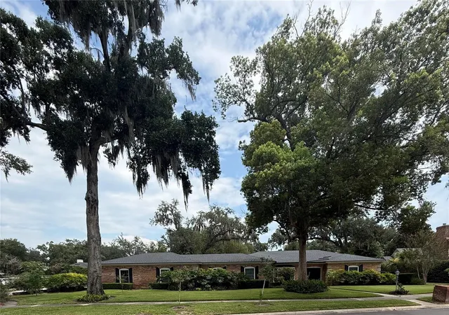 Photo 1 of Sale Pending at 1411 Buckwood Dr, Orlando, FL 32806 | MLS# O6439525 | Listing updated on 2026-09-08