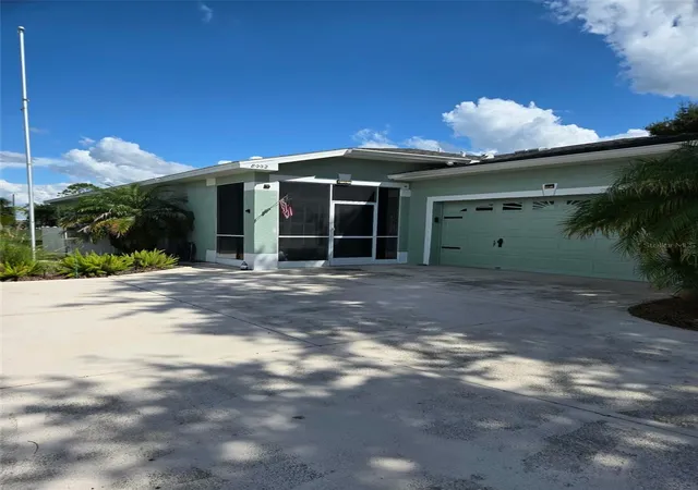 Single family home for sale at 8002 Shaddock Pl, LAND O LAKES, FL 34637 | MLS# TB8545977
