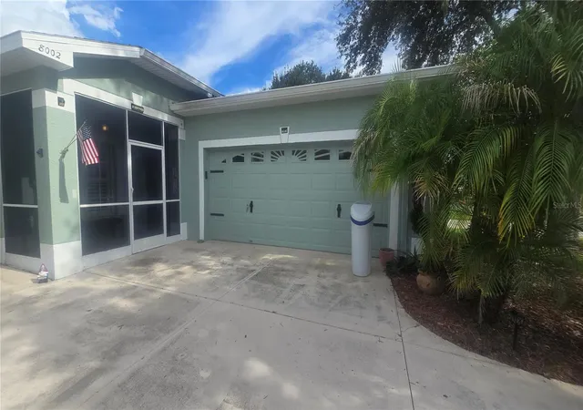 Photo 2 of Single family home for sale at 8002 Shaddock Pl, Land O Lakes, FL 34637 | MLS# TB8545977 | Listing updated on 2026-09-22