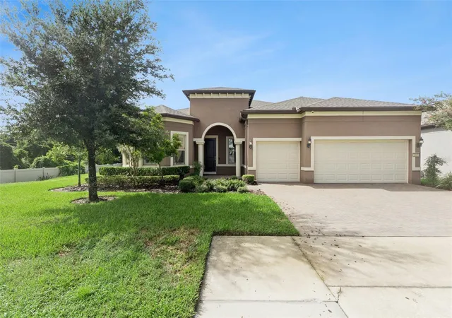 Photo 1 of Single family home for sale at 1005 Mare Way, Oviedo, FL 32765 | MLS# O6439533 | Listing updated on 2026-10-07
