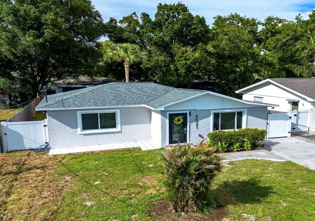 Photo 1 of Single family home for sale at 4021 W Cass Sts, Tampa, FL 33609 | MLS# TB8545981 | Listing updated on 2026-10-21