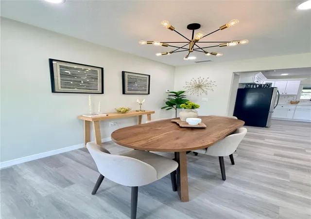 Photo 2 of Single family home for sale at 4021 W Cass Sts, Tampa, FL 33609 | MLS# TB8545981 | Listing updated on 2026-10-21