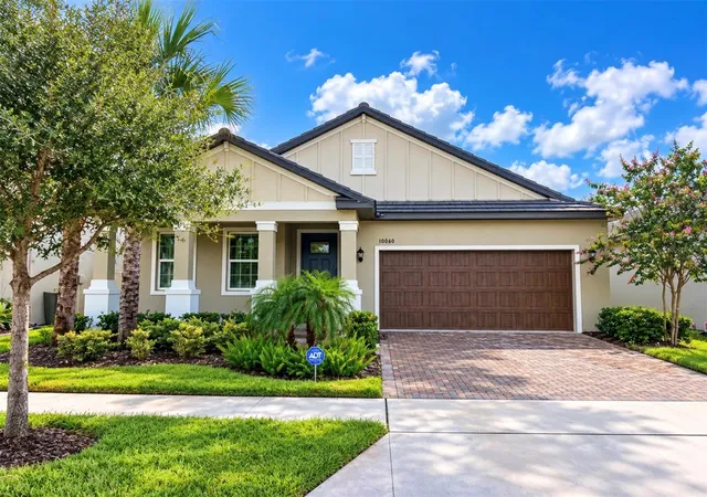 Photo 1 of Single family home for sale at 10060 Banyan Breeze Blvd, Land O Lakes, FL 34638 | MLS# TB8545990 | Listing updated on 2026-10-22