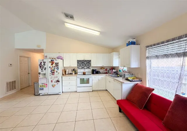 Photo 3 of Single family home for sale at 1240 12th Avenue SW, Vero Beach, FL 32962 | MLS# O6439544 | Listing updated on 2026-09-15