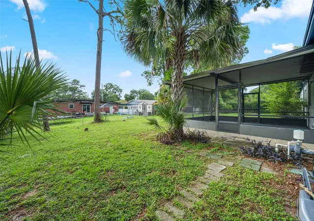 Photo 3 of Single family home for sale at 3722 Hoover Ln, Jacksonville, FL 32277 | MLS# FC321248 | Listing updated on 2026-09-29