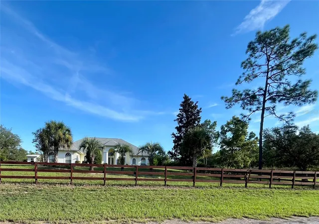 Photo 3 of Single family home for sale at 3920 N Stirrup Dr, Beverly Hills, FL 34465 | MLS# TB8545994 | Listing updated on 2026-09-24