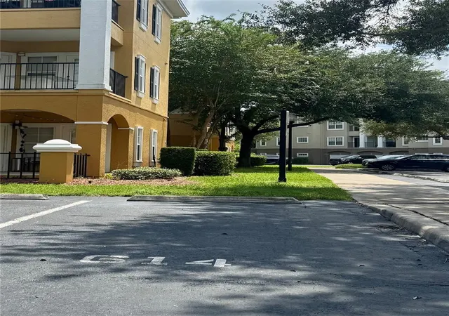 Photo 3 of Condo for sale at 3615 Conroy Rd #614, Orlando, FL 32839 | MLS# TB8545998 | Listing updated on 2026-10-09