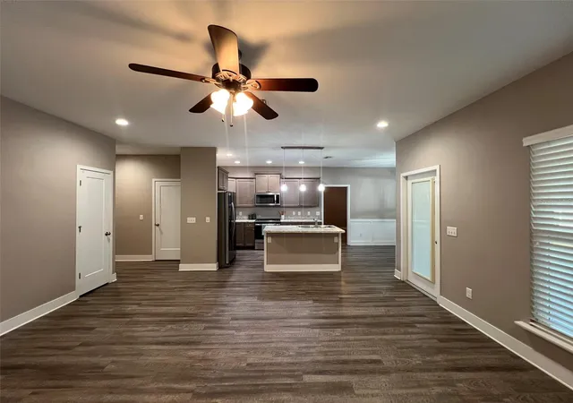 Photo 4 of Single family home for sale at 20121 NW 248th Street, High Springs, FL 32643 | MLS# GC543296 | Listing updated on 2026-09-29