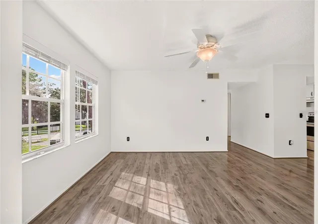 Listing Photo 5 - Condo for sale in building located at 7930 Midway Dr Ter, OCALA, FL 34472 - Unit #R201