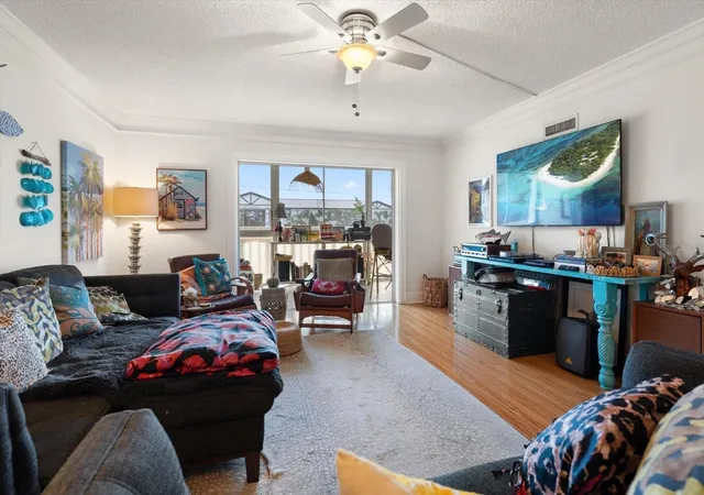 Photo 4 of Condo for sale at 131 Blf View Dr #106, Belleair Bluffs, FL 33770 | MLS# TB8546009 | Listing updated on 2026-09-09